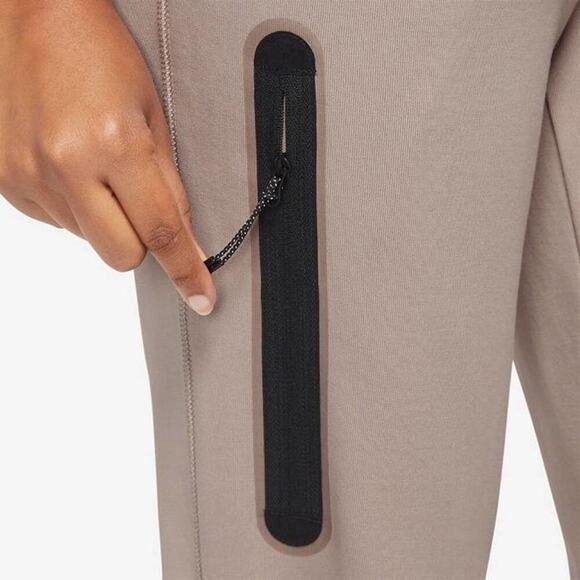 Nike Sportswear Women's Tech Fleece Joggers Diffused Taupe Black plus XXL NEW!!‎ - Picture 7 of 13